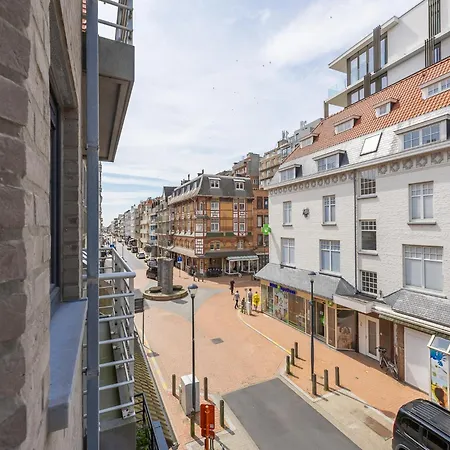Family Home, Apartment Westende